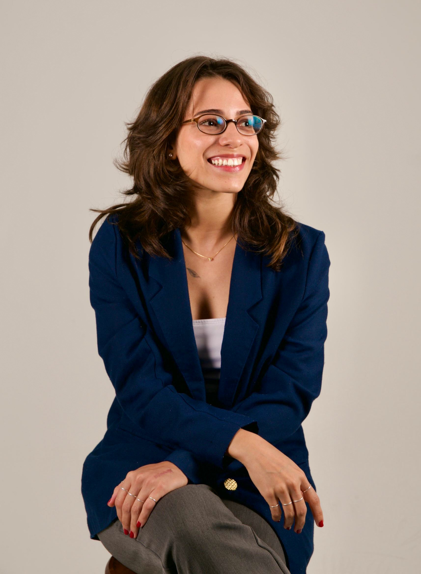 Retrato de Dra. Gabriela Gomes.